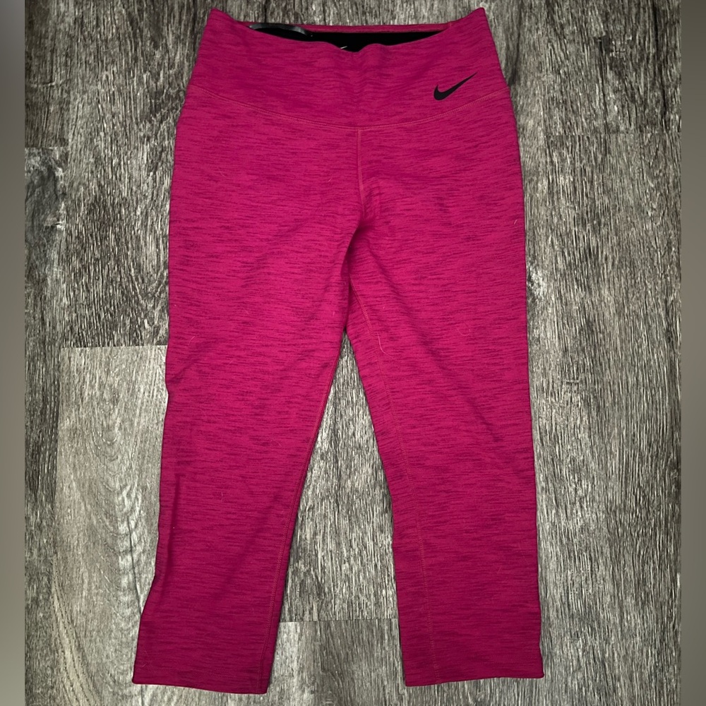 Nike Dri fit Capri leggings